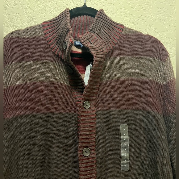 Gap Men’s Buttoned Cardigan NWT Size Medium - Picture 2 of 7